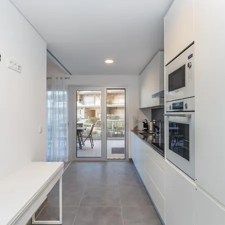 One River سيكسال